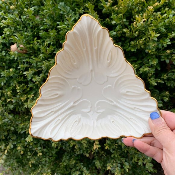 Vtg LENOX Triad Collectible Triangular Dish Trinket - Picture 4 of 11